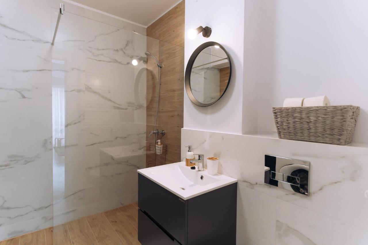 Flamingo Suites Oradea Luaran gambar