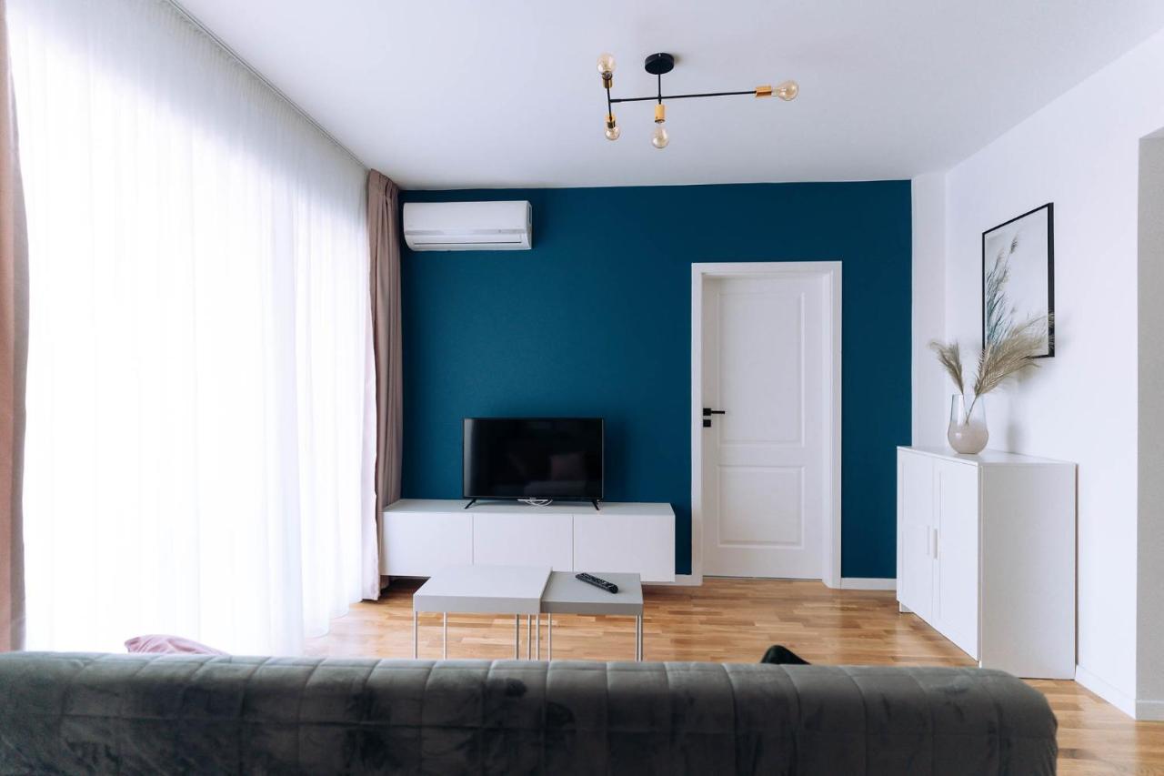 Flamingo Suites Oradea Luaran gambar