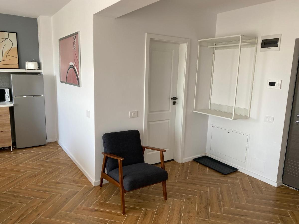 Flamingo Suites Oradea Luaran gambar