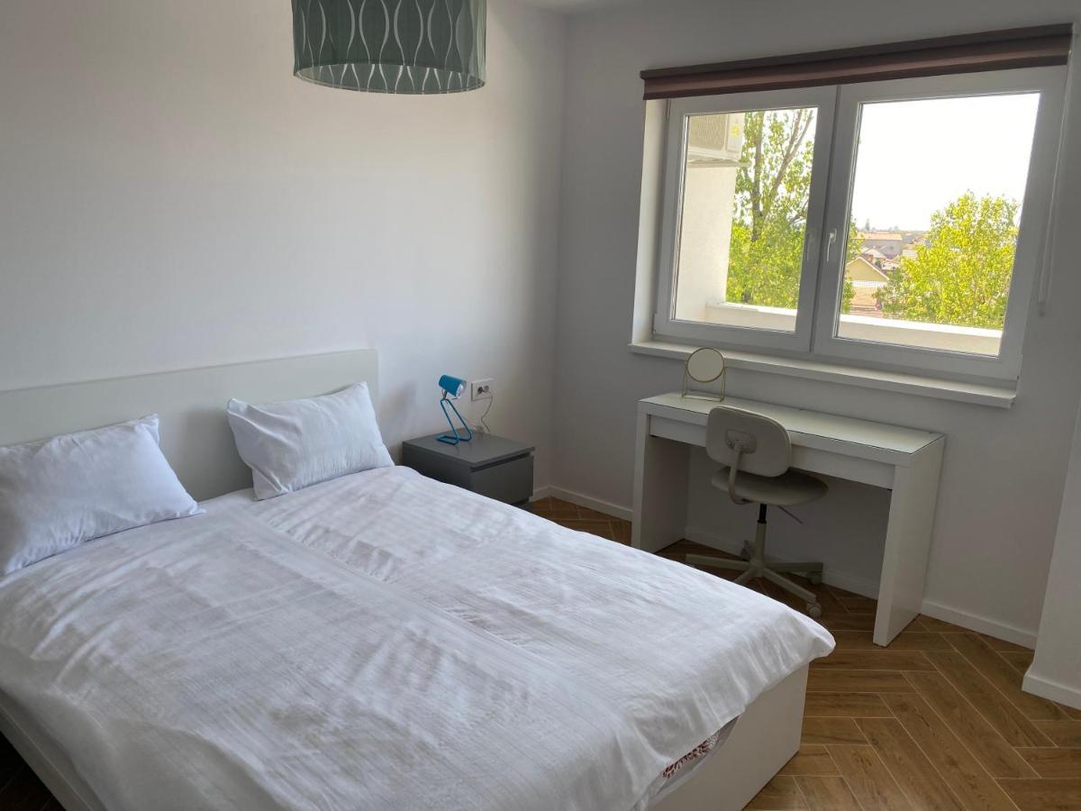 Flamingo Suites Oradea Luaran gambar